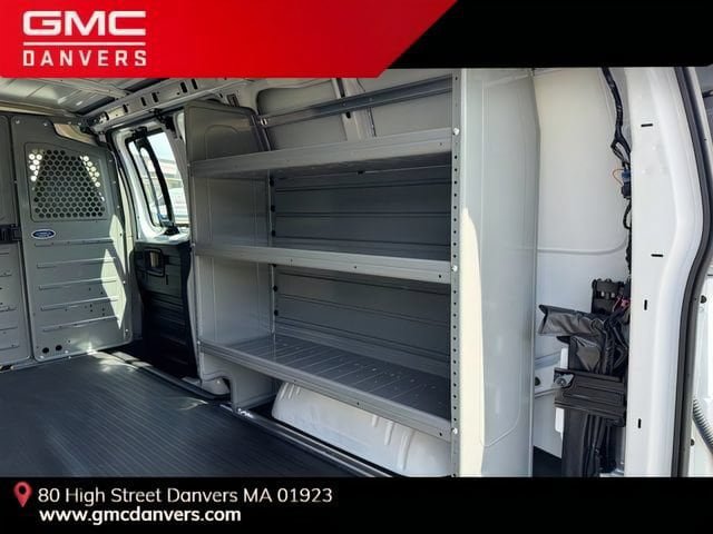 New 2025 GMC Savana 2500 w/ Driver Convenience Package RWD image 7