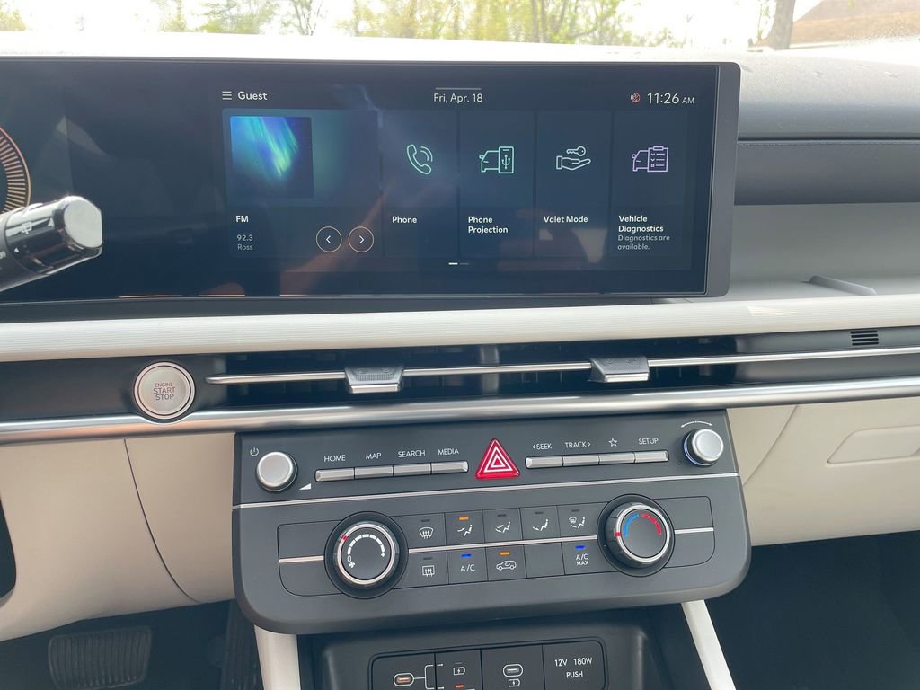 Used 2025 Hyundai Tucson SE image 46