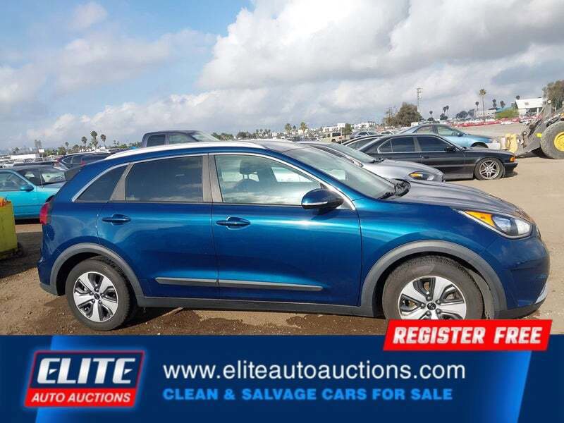 Used 2019 Kia Niro EX image 25