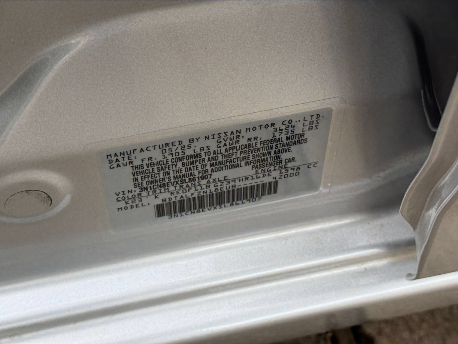 Used 2025 Nissan Versa SV FWD image 24