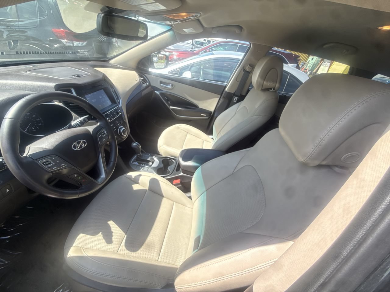 Used 2017 Hyundai Santa Fe Sport AWD/4WD image 3