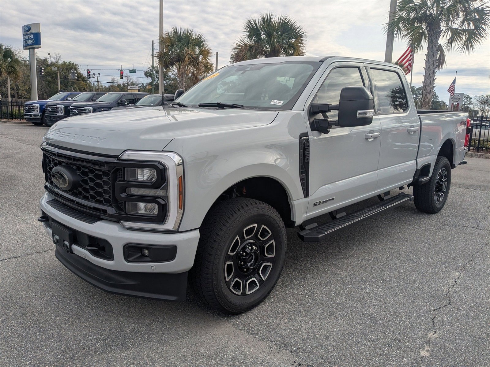 New 2025 Ford F350 Lariat w/ Lariat Ultimate Package image 8