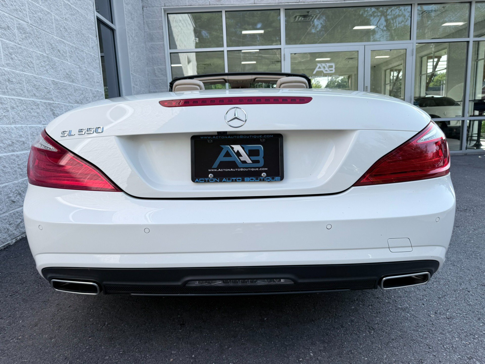 Used 2015 Mercedes-Benz SL 550 image 33