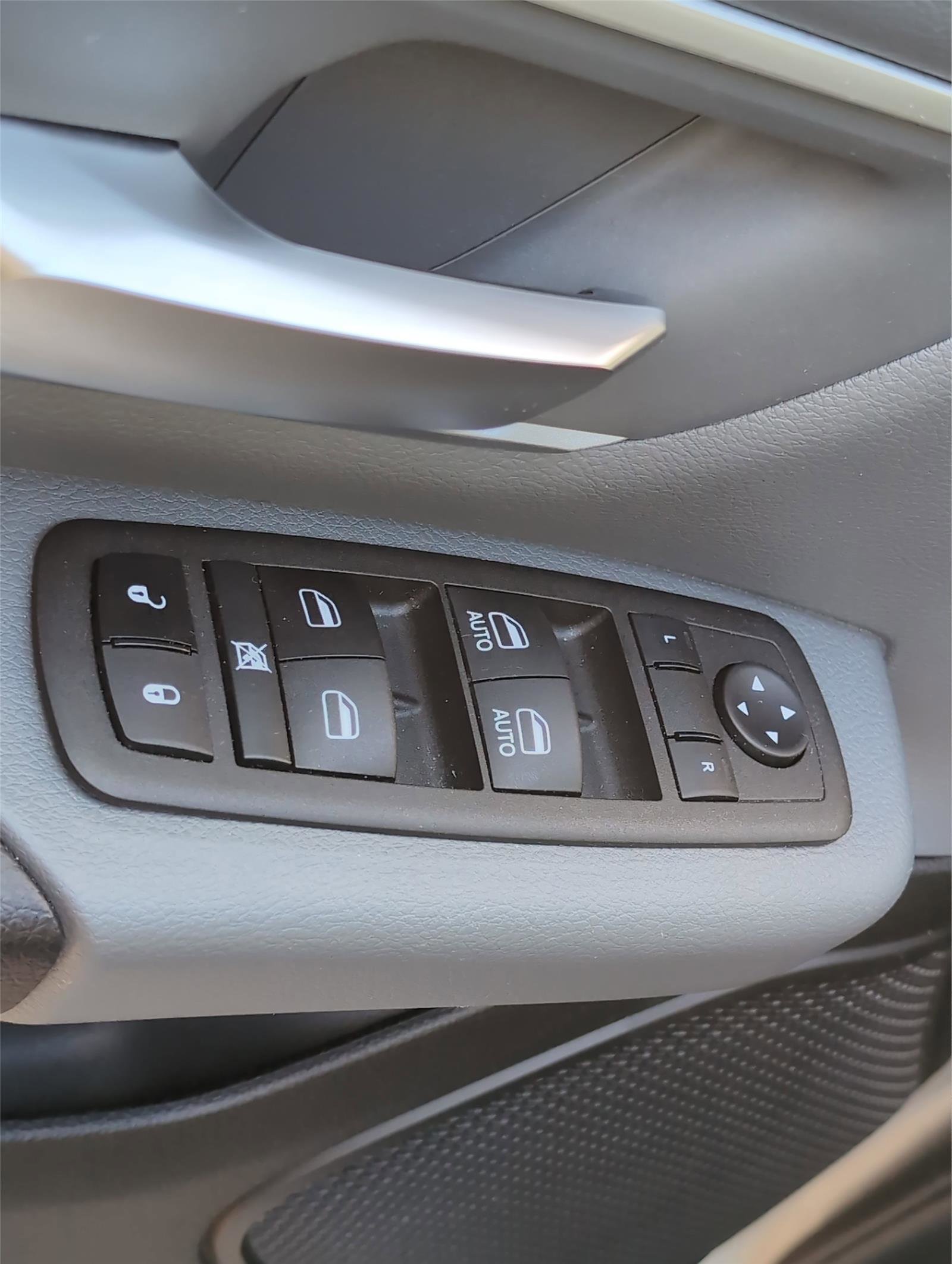 Used 2022 RAM 1500 Big Horn image 12