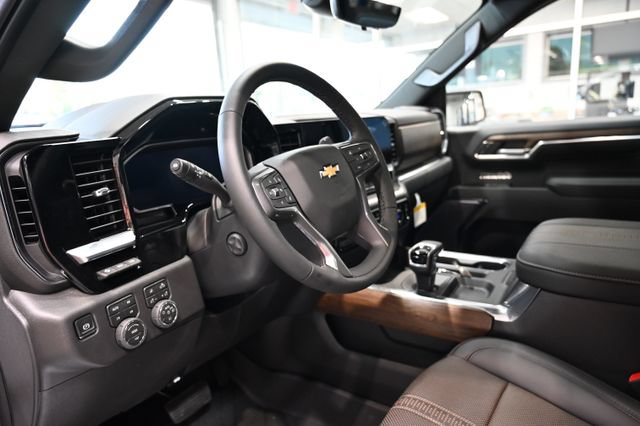 New 2026 Chevrolet Silverado 1500 High Country w/ High Country Premium Package AWD/4WD image 25