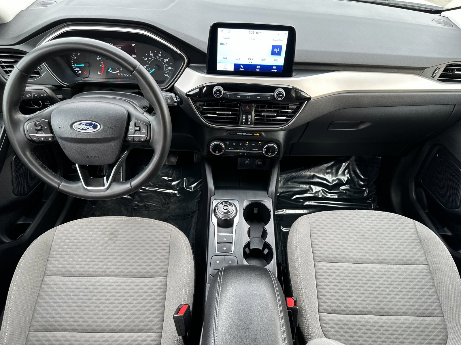 Certified 2022 Ford Escape SE w/ SE Sport Appearance Package image 14