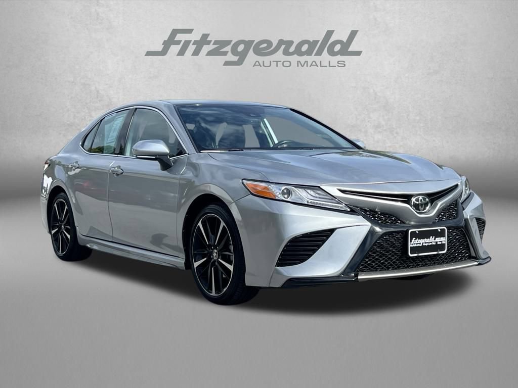 Used 2020 Toyota Camry XSE w/ Carpet Mat Package image 1