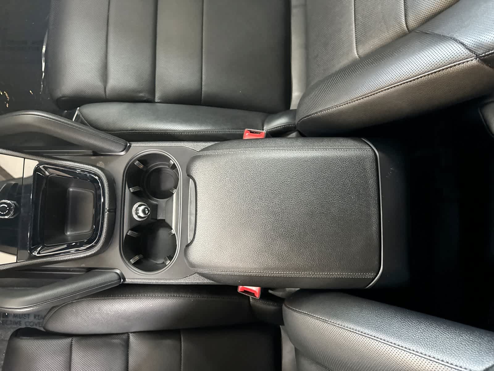 Used 2024 Porsche Cayenne AWD/4WD image 30