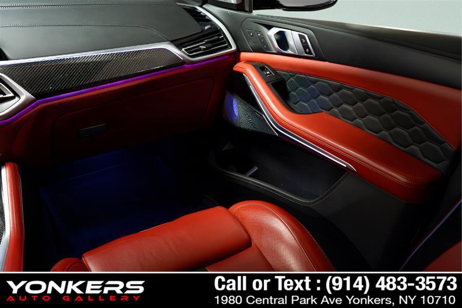 Used 2021 BMW X5 M w/ Competition Package image 30