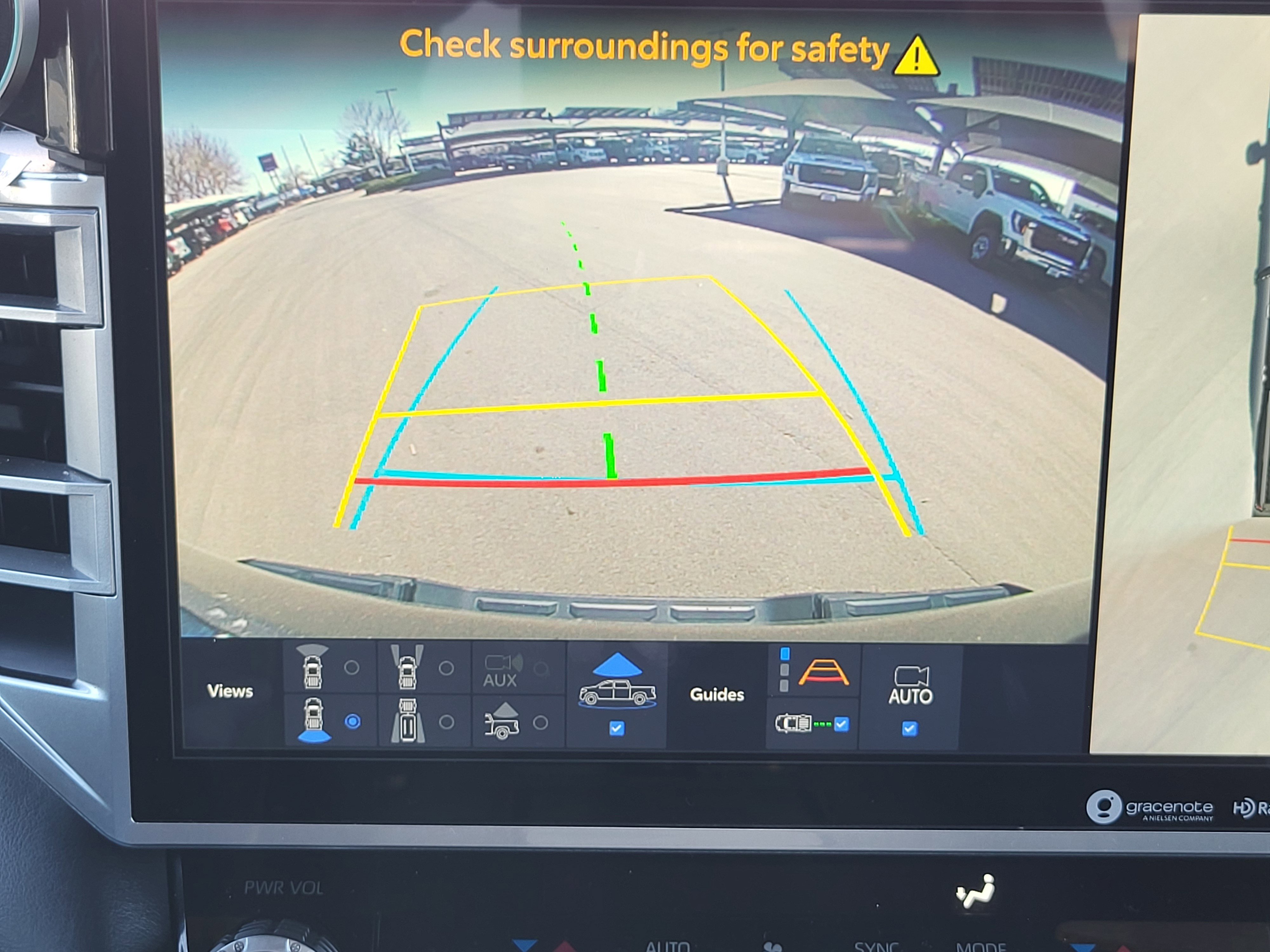 Used 2024 Toyota Tundra Platinum AWD/4WD image 15