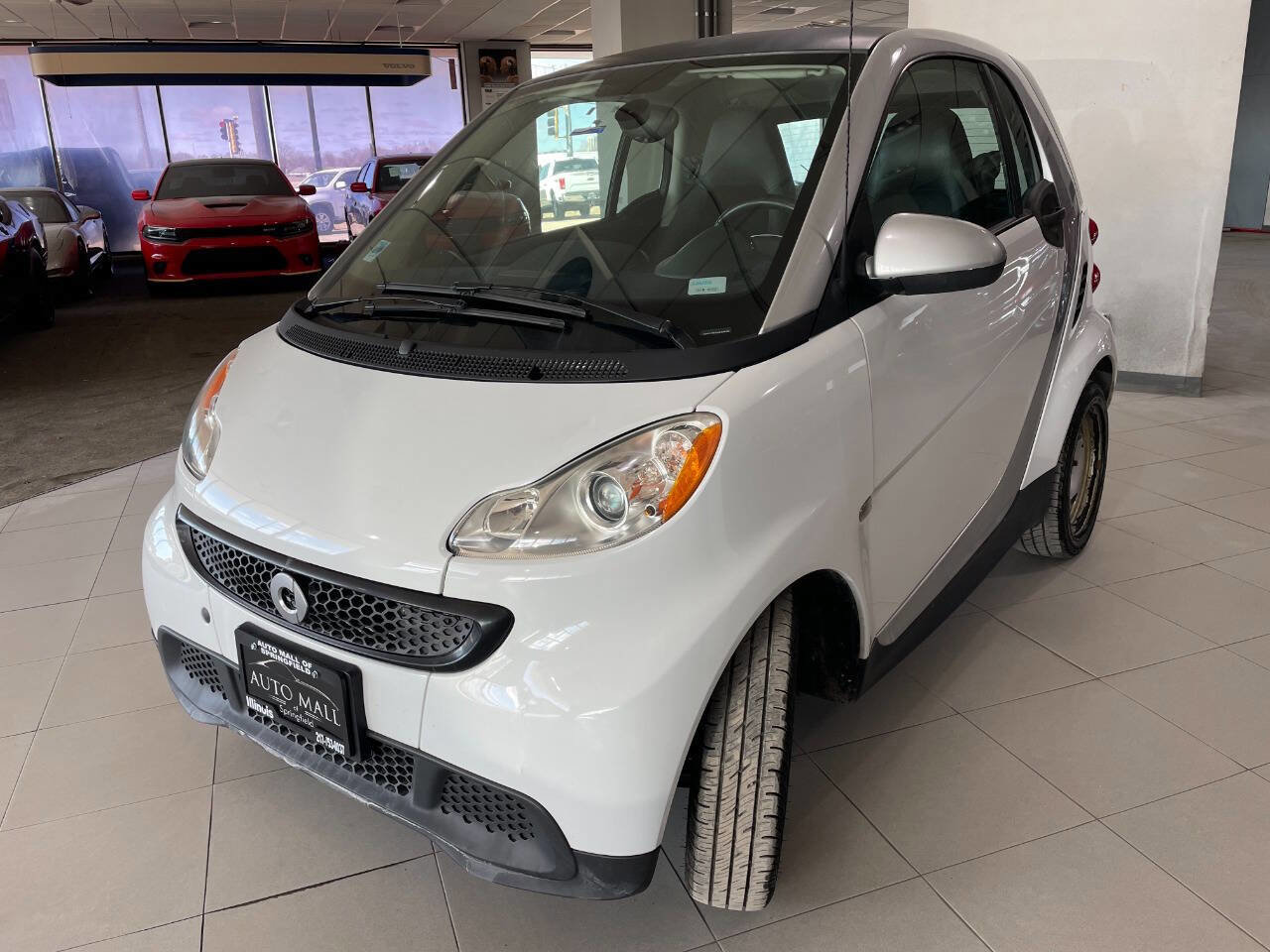 Used 2013 smart fortwo passion image 3