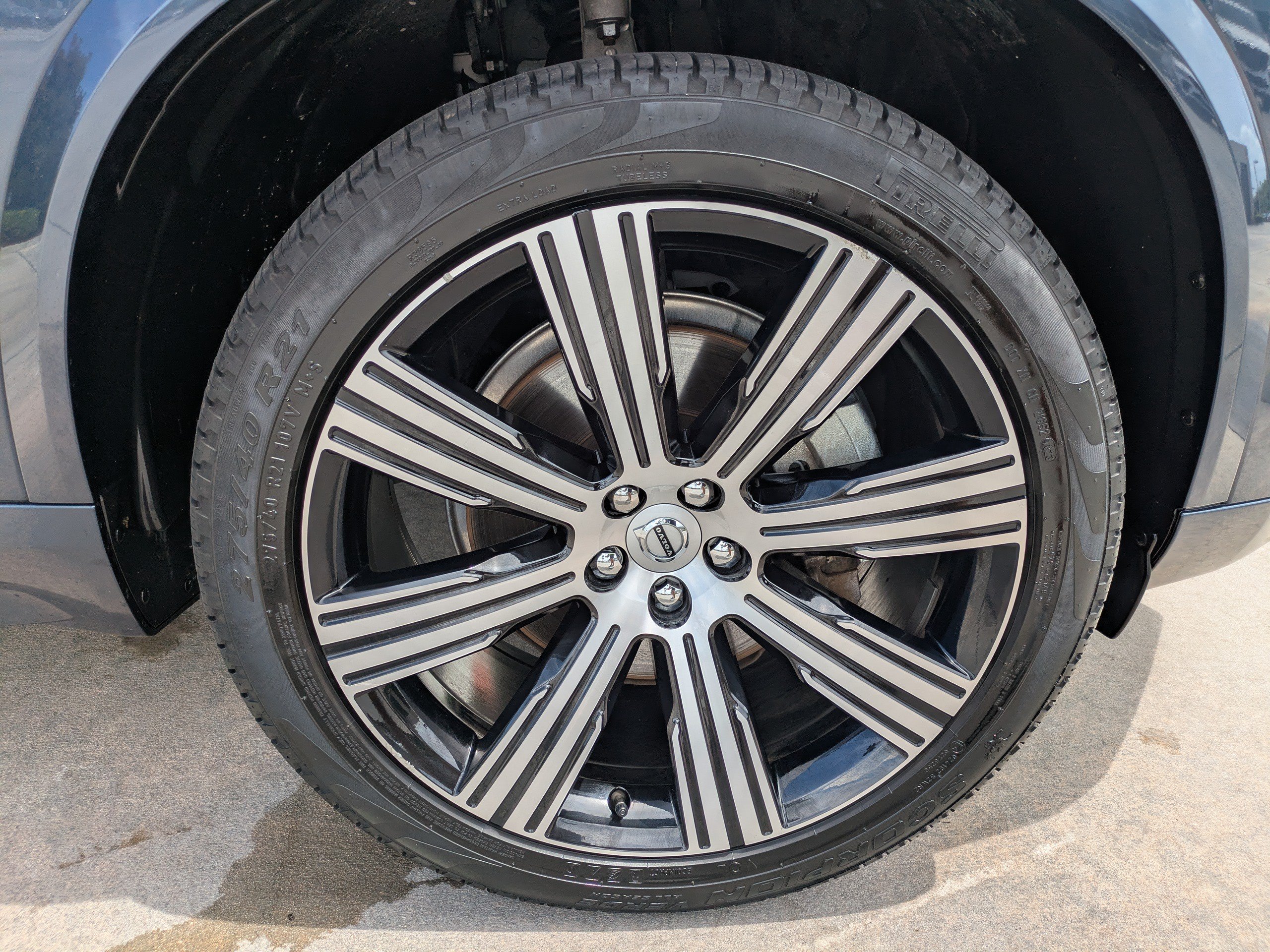 Used 2024 Volvo XC90 B6 Plus w/ Protection Package Premier AWD/4WD image 9