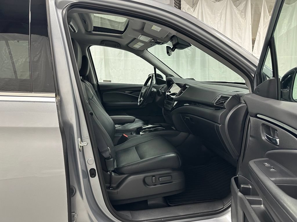 Used 2019 Honda Pilot Elite image 60