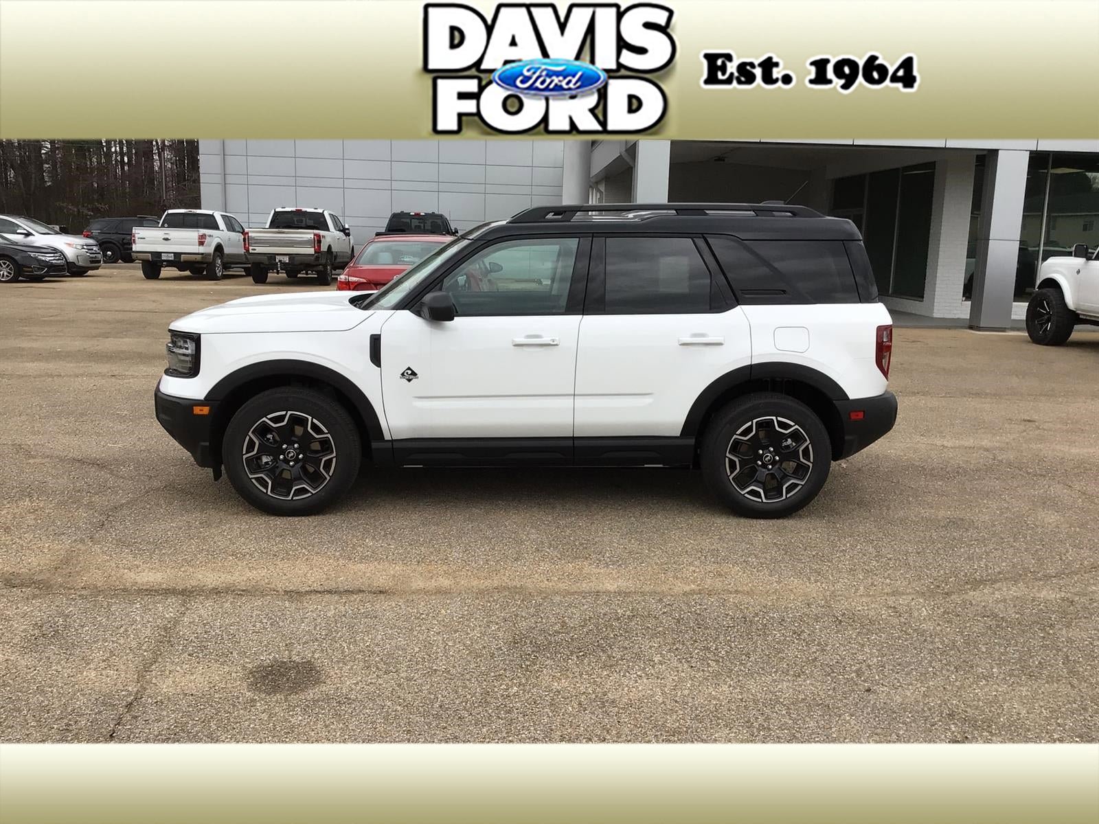 New 2025 Ford Bronco Sport Outer Banks