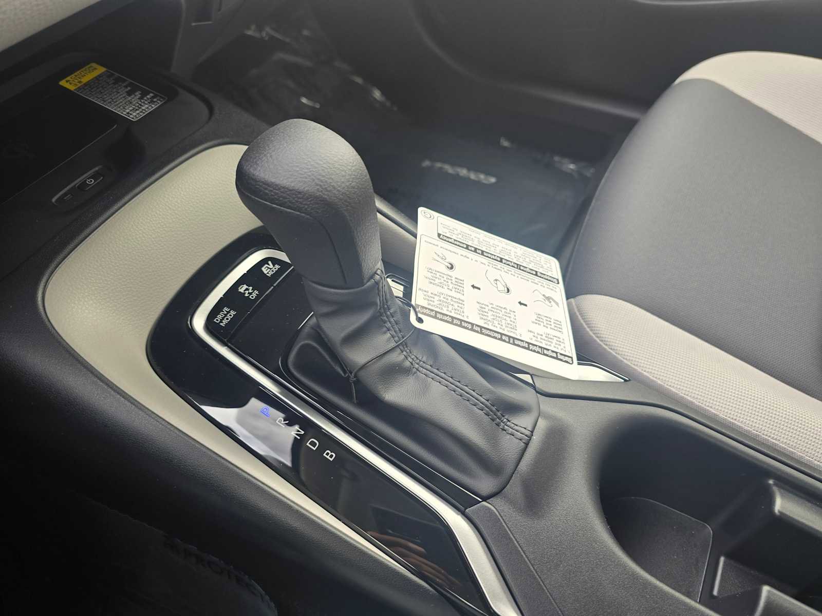 Used 2026 Toyota Corolla LE w/ LE Premium Package image 29