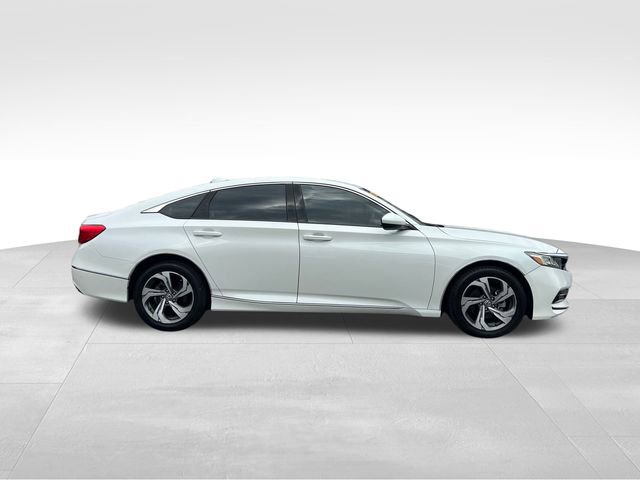 Used 2018 Honda Accord EX image 6