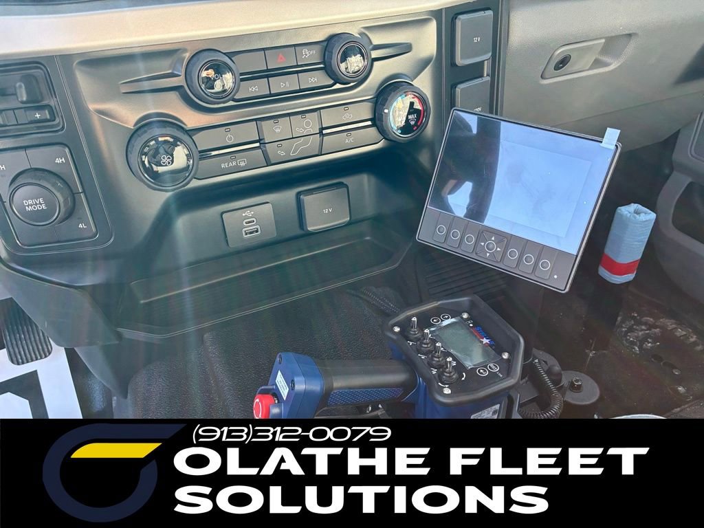New 2026 Ford F550 4x4 Supercab Super Duty image 23