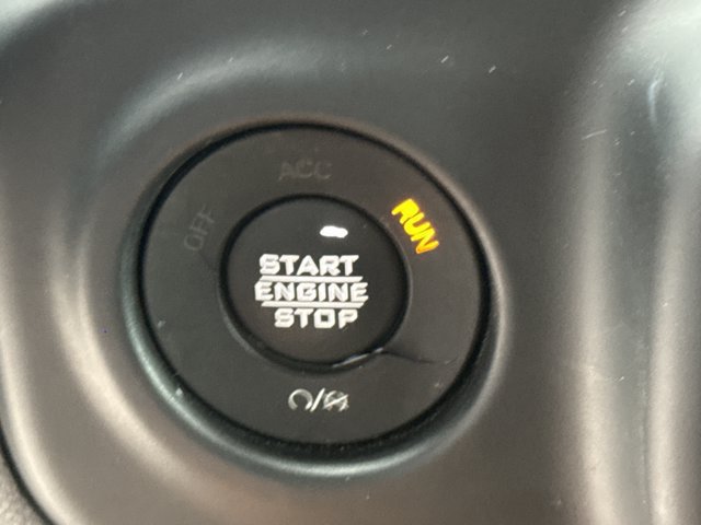 Used 2020 Jeep Wrangler Unlimited Sport AWD/4WD image 32