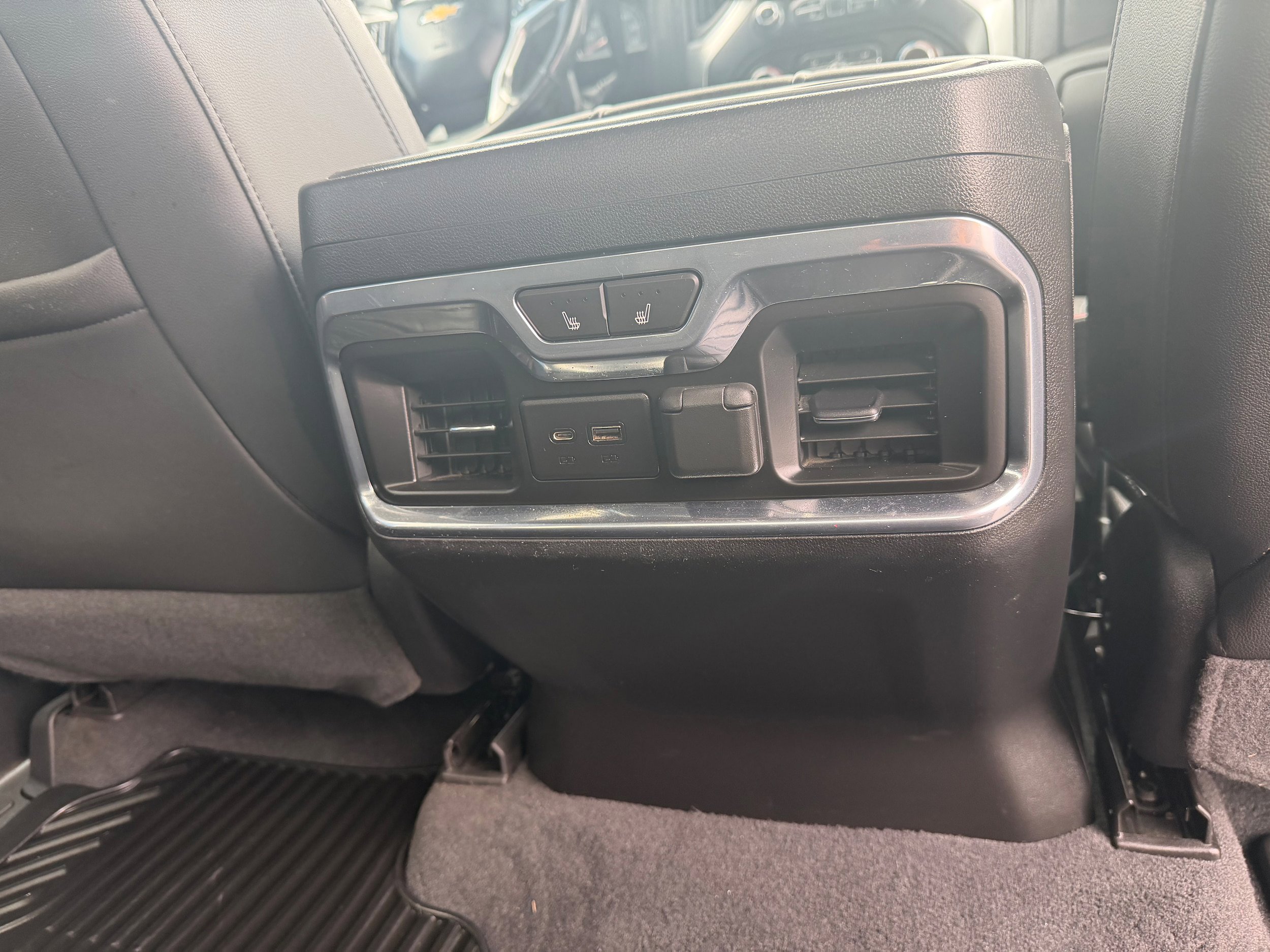 Used 2020 Chevrolet Silverado 3500 LTZ w/ LTZ Plus Package AWD/4WD image 8