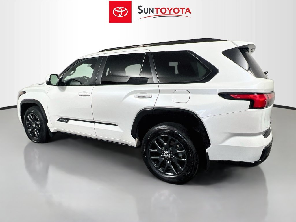 Used 2024 Toyota Sequoia Platinum AWD/4WD image 5