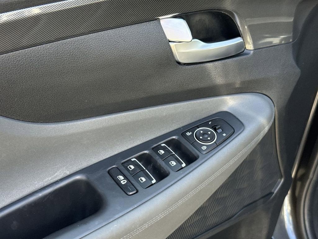 Used 2023 Hyundai Santa Fe SEL image 22
