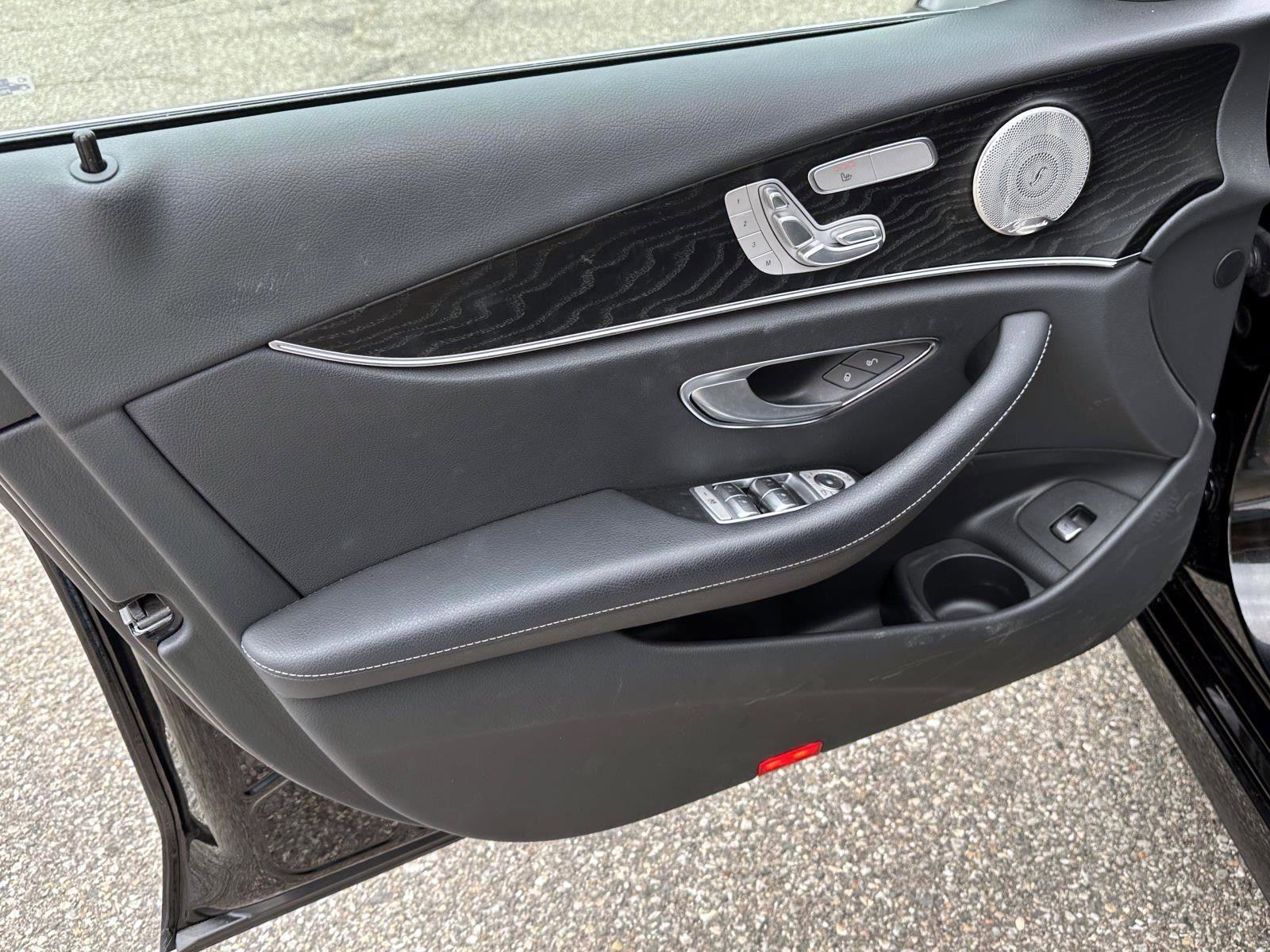 Used 2022 Mercedes-Benz E 450 4MATIC Sedan image 15