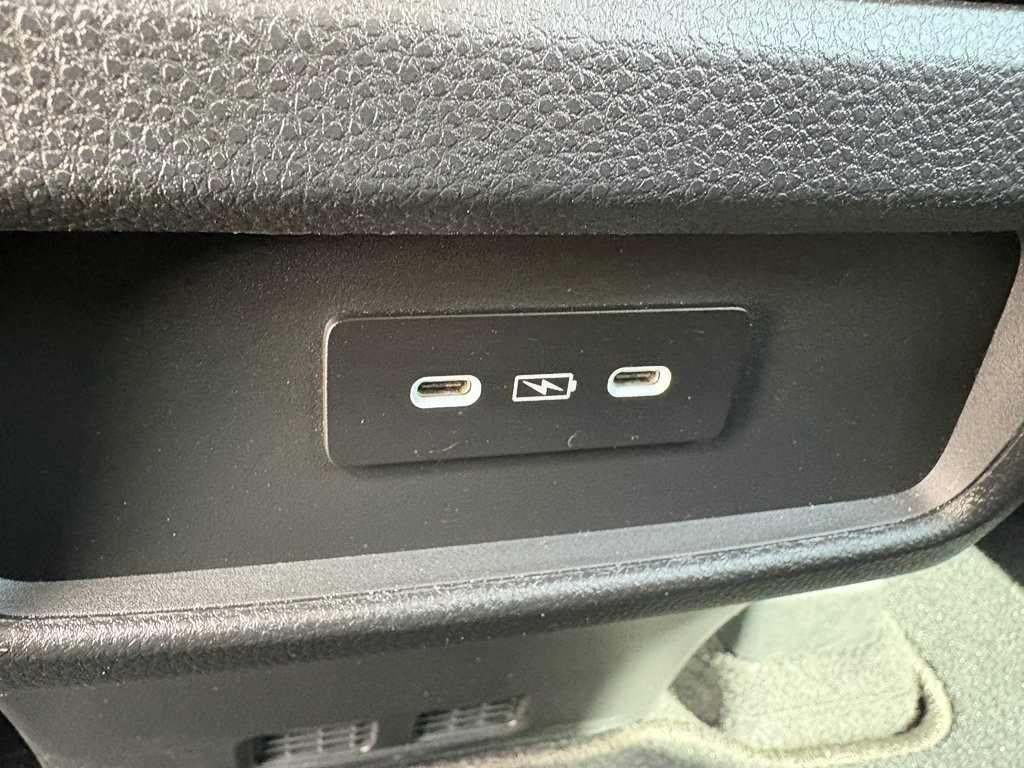 Certified 2024 Honda Pilot Touring image 27