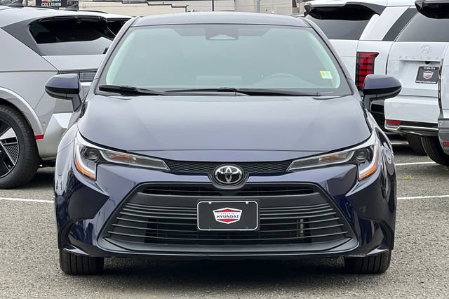 Used 2025 Toyota Corolla LE w/ LE Premium Package FWD image 12