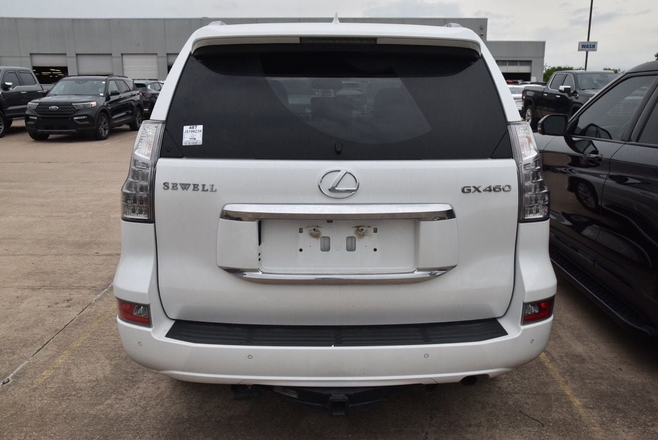 Used 2018 Lexus GX 460 Premium w/ Premium Package AWD/4WD image 7