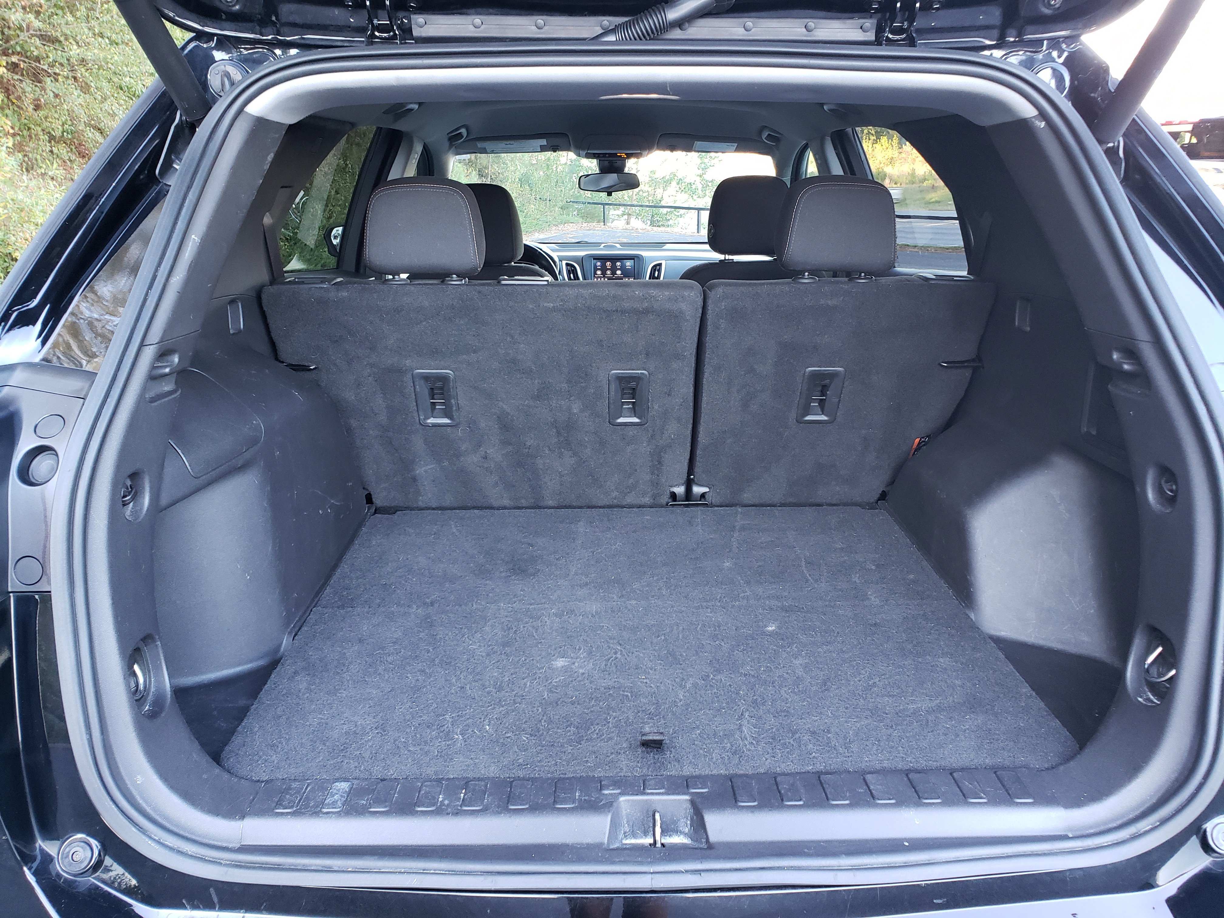 Used 2022 Chevrolet Equinox LT w/ Driver Convenience Package image 9