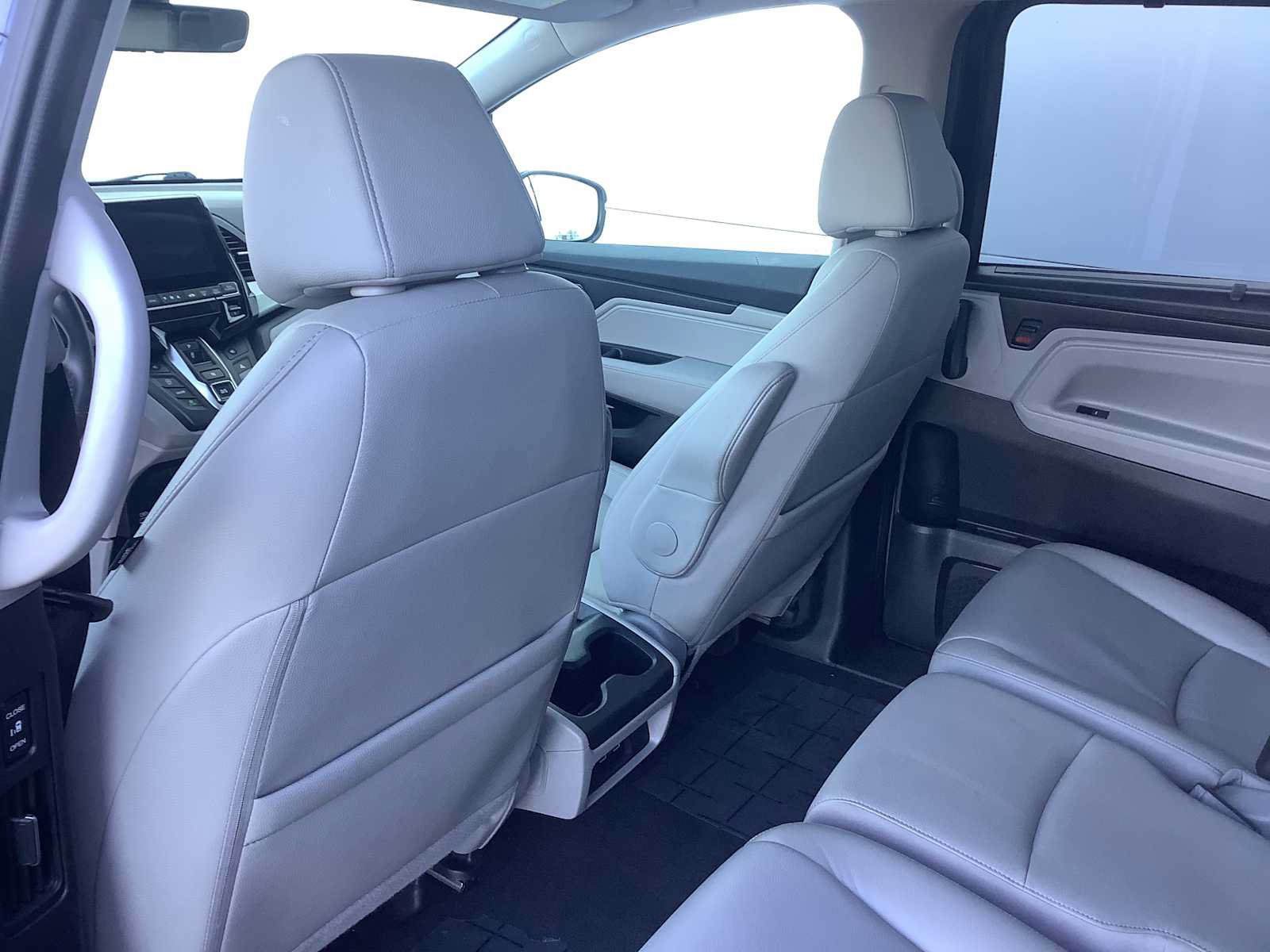Used 2023 Honda Odyssey EX-L image 13