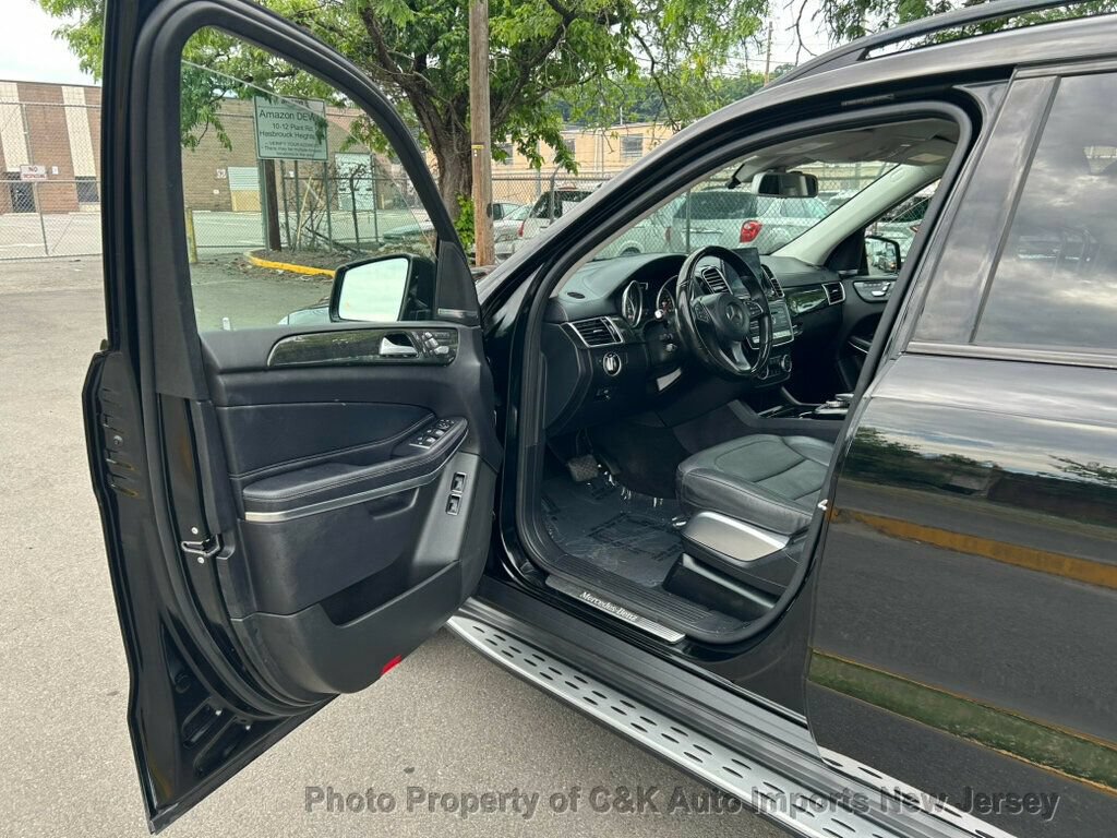 Used 2018 Mercedes-Benz GLS 550 4MATIC image 25