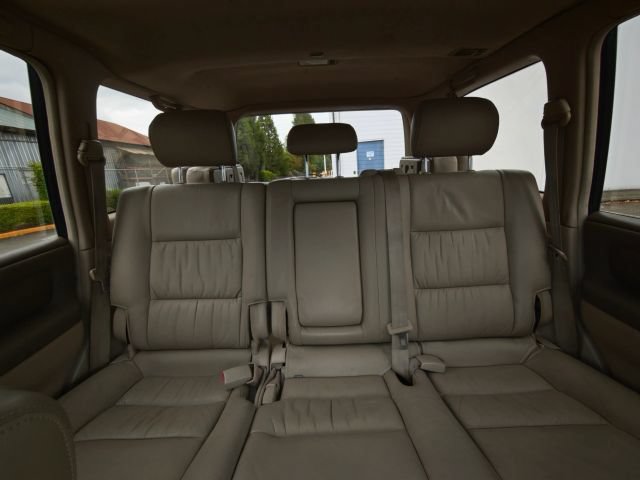 Used 2002 Toyota Land Cruiser AWD/4WD image 40