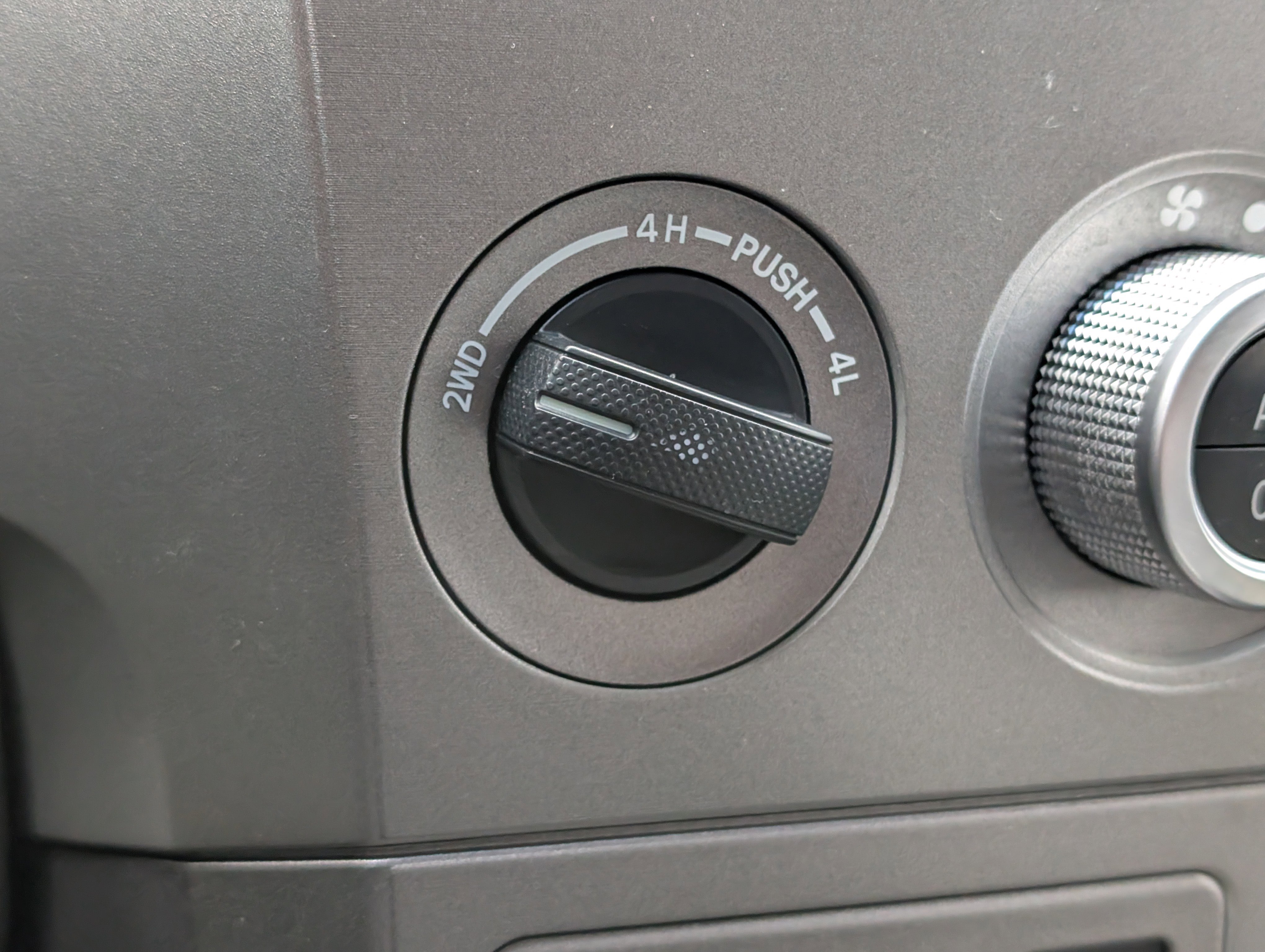 Used 2014 Toyota Sequoia Limited image 18