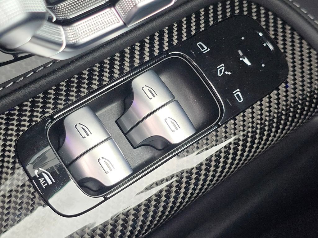 New 2026 Mercedes-Benz SL 63 AMG 4MATIC image 28