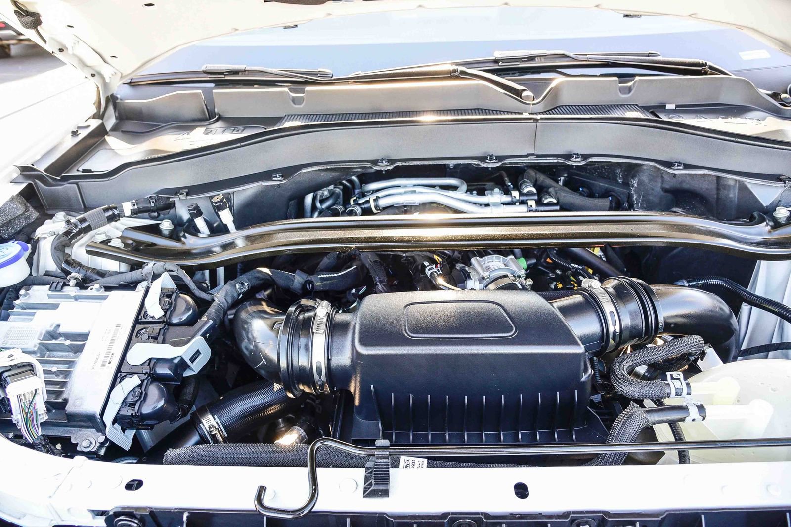 Used 2025 Ford Explorer ST w/ Sun And Sound Package image 27