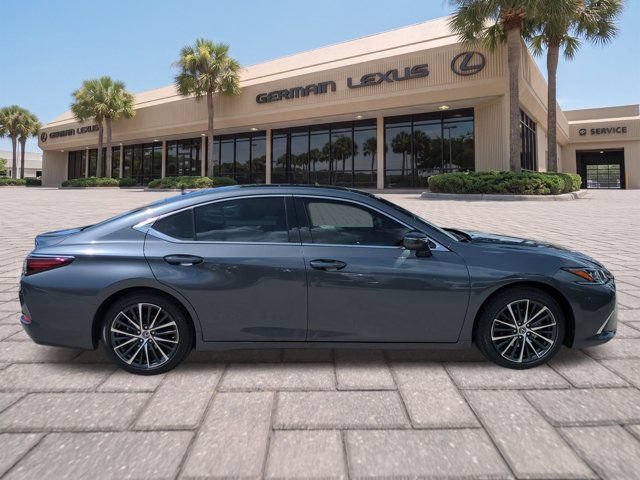 Certified 2025 Lexus ES 350 w/ Premium Package FWD image 3