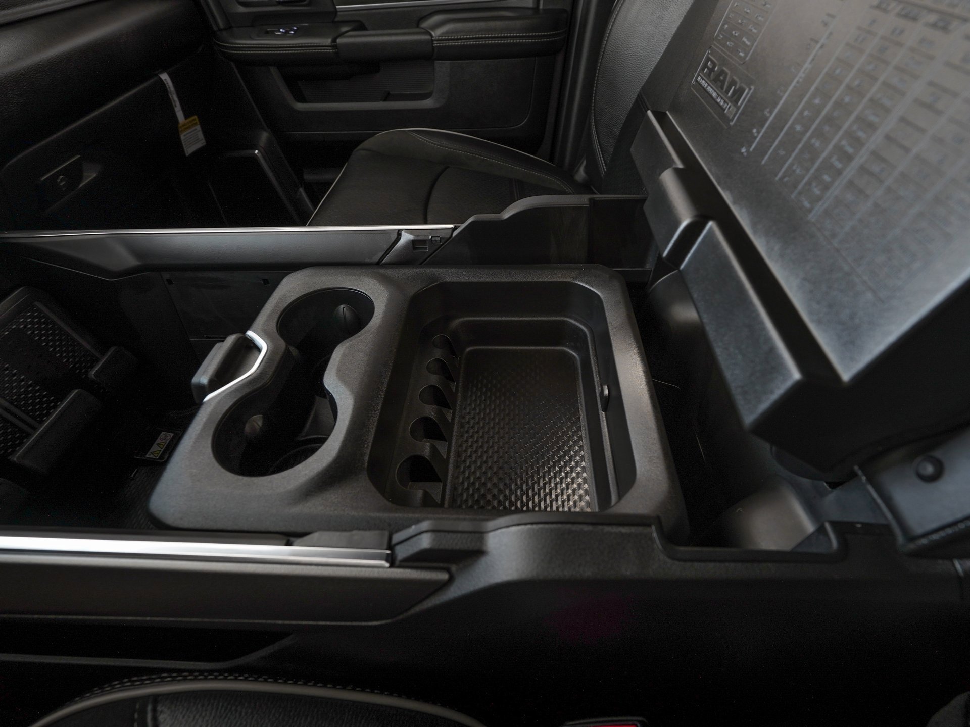 Used 2025 RAM 3500 Laramie w/ Max Tow Package image 28