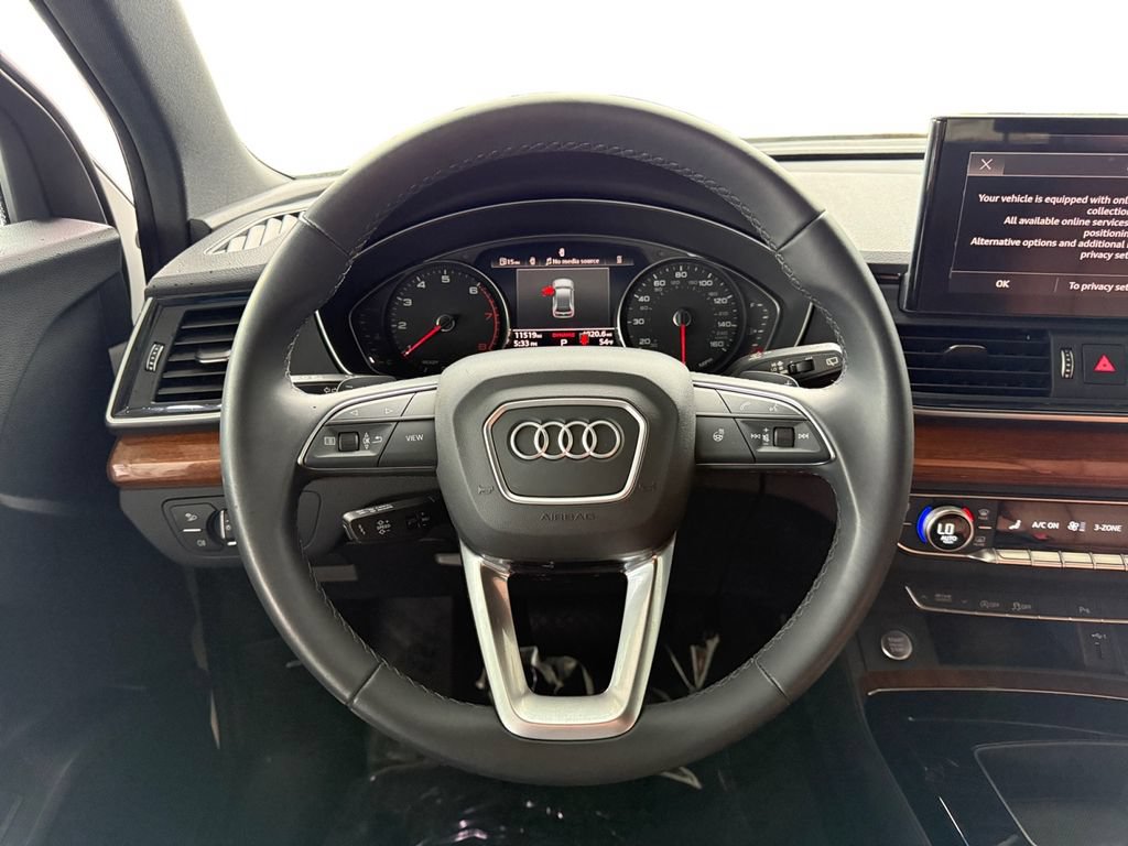 Used 2023 Audi Q5 2.0T Premium w/ Convenience Package AWD/4WD image 12