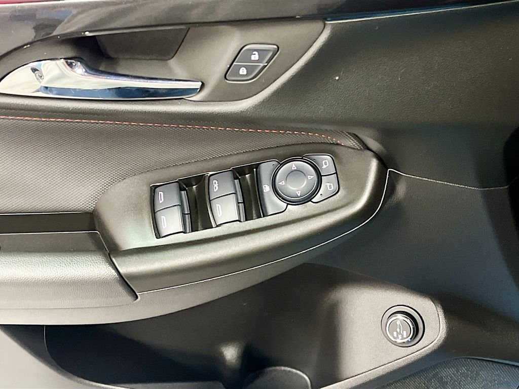 Used 2025 Chevrolet TrailBlazer RS w/ Convenience Package image 17