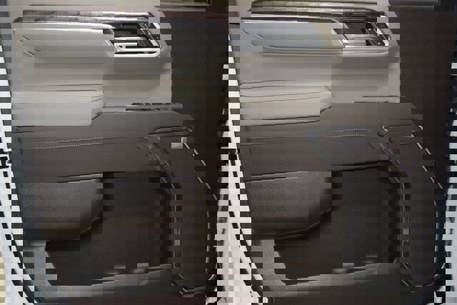 New 2026 Chevrolet Silverado 1500 LTZ w/ LTZ Premium Package image 46