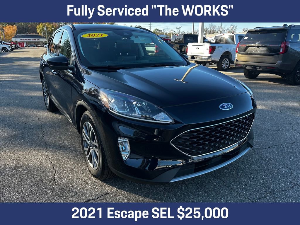 Used 2021 Ford Escape SEL w/ Technology Package image 2