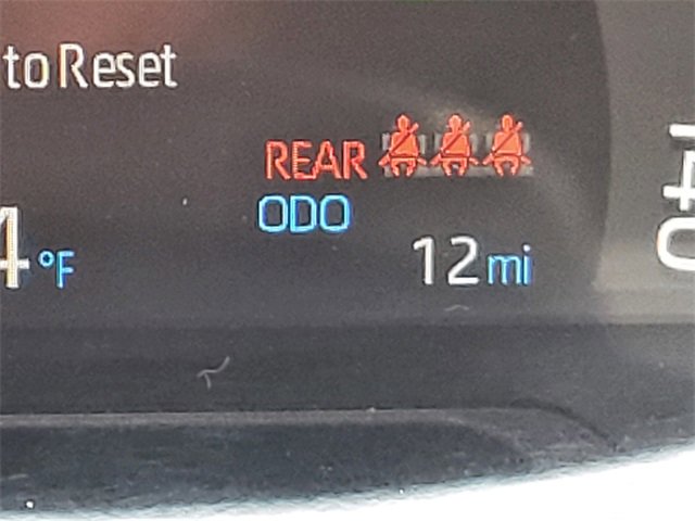 Used 2025 Toyota RAV4 XLE image 6