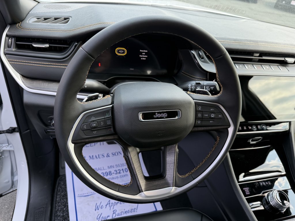 New 2026 Jeep Grand Cherokee Limited AWD/4WD image 19