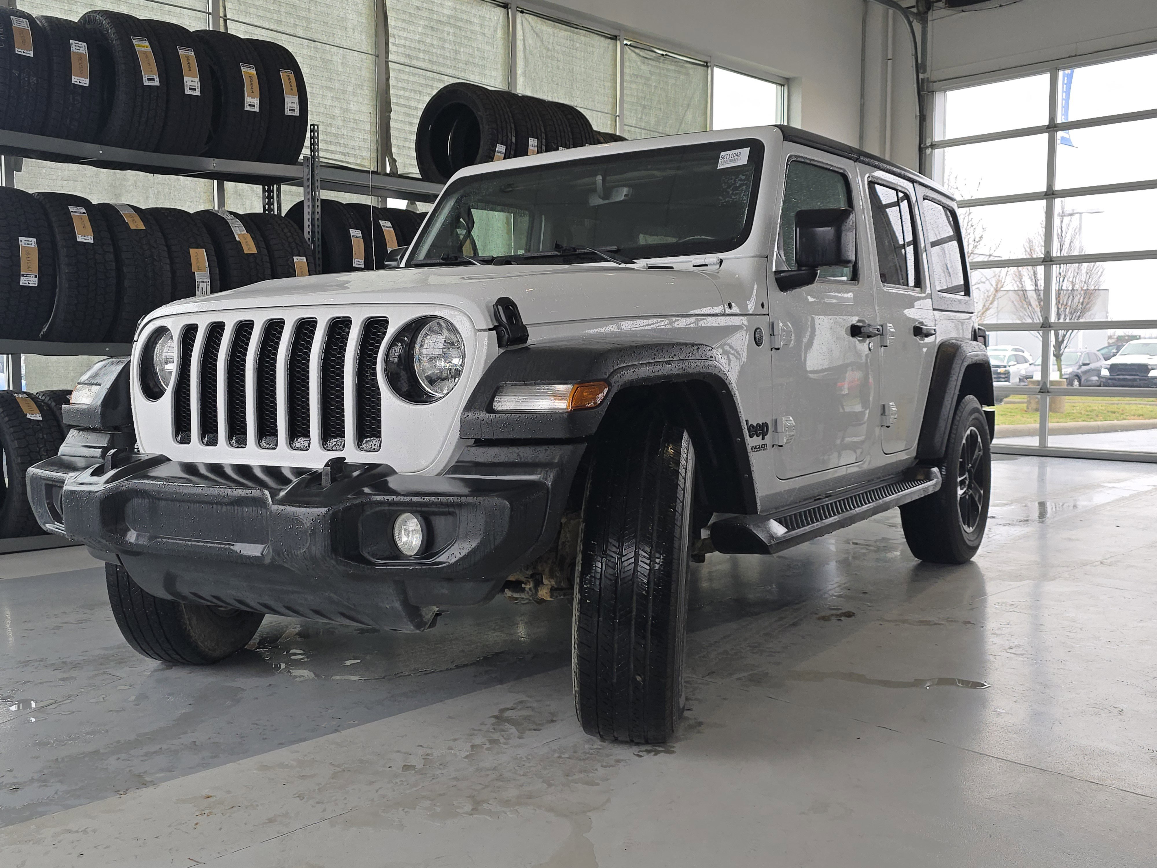 Used 2022 Jeep Wrangler Unlimited Sport image 12