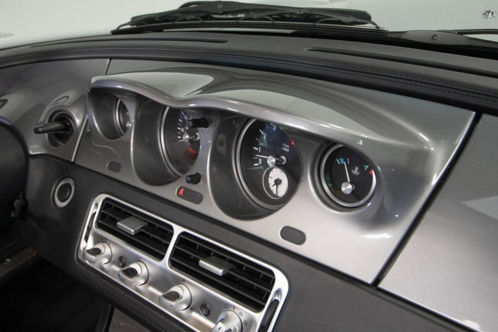 Used 2001 BMW Z8 image 77