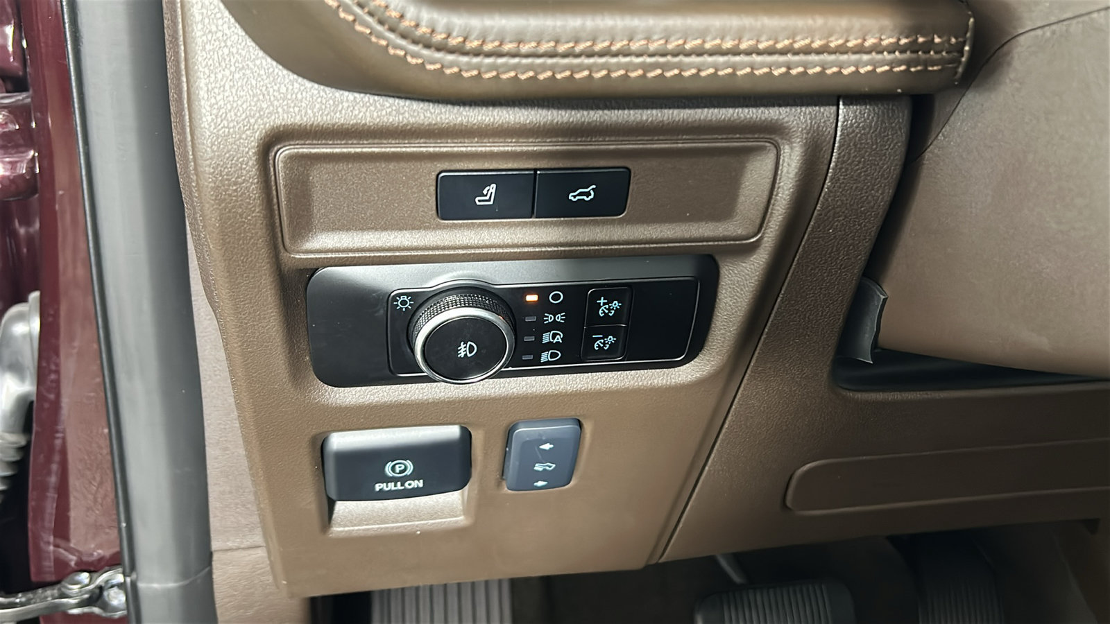 Used 2023 Ford Expedition King Ranch AWD/4WD image 24