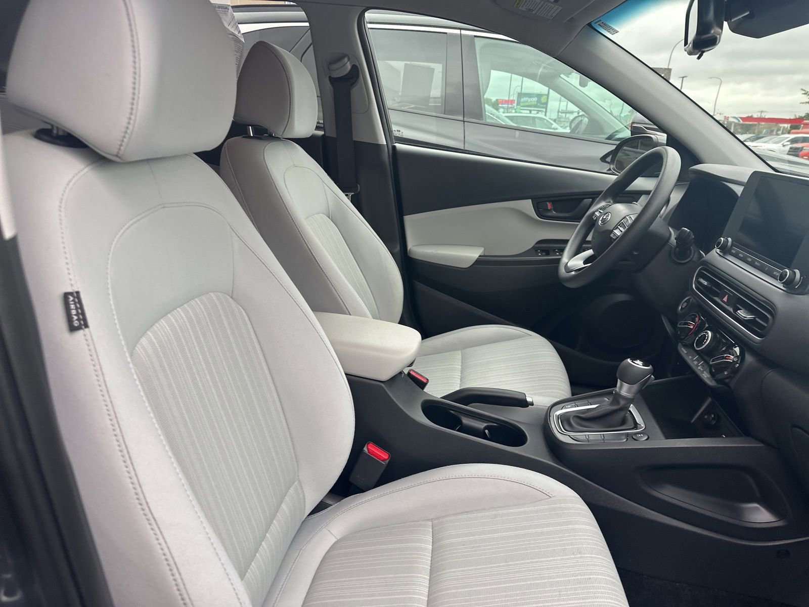 Used 2023 Hyundai Kona SEL image 39