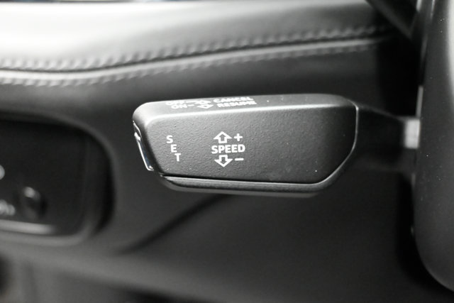 Used 2019 Bentley Bentayga AWD/4WD image 74