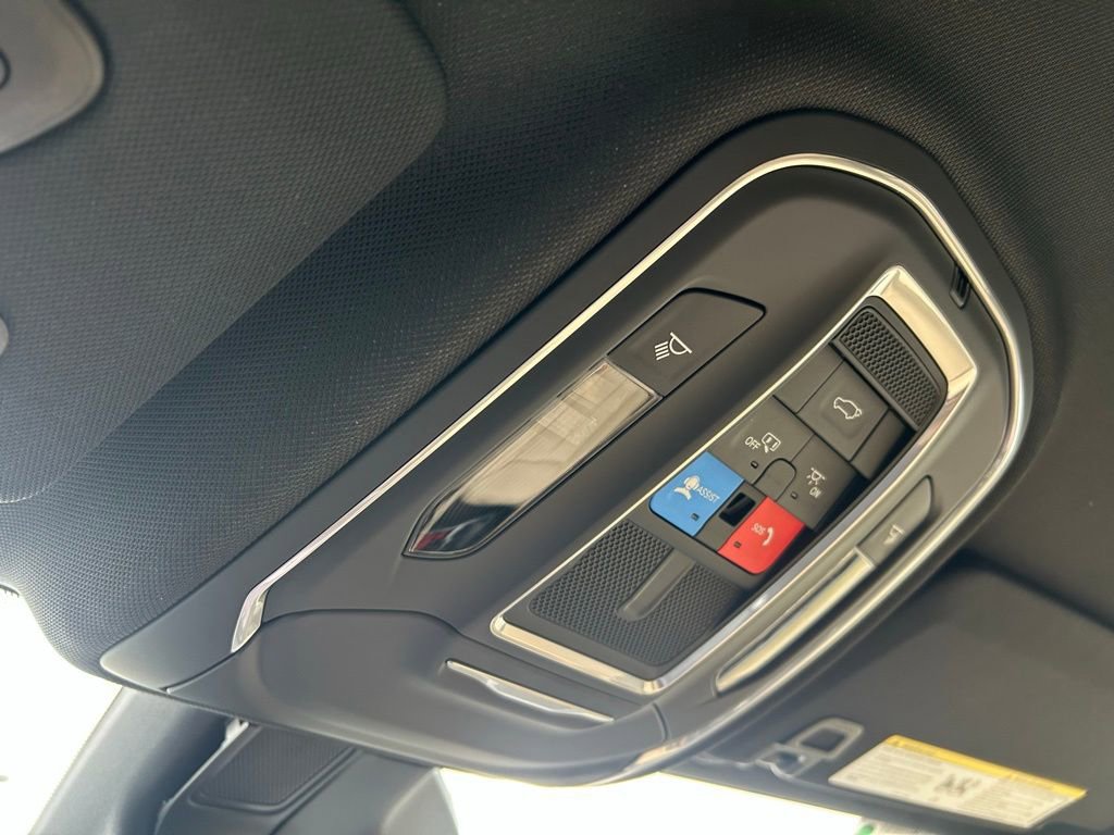 New 2026 Jeep Grand Cherokee Limited image 25